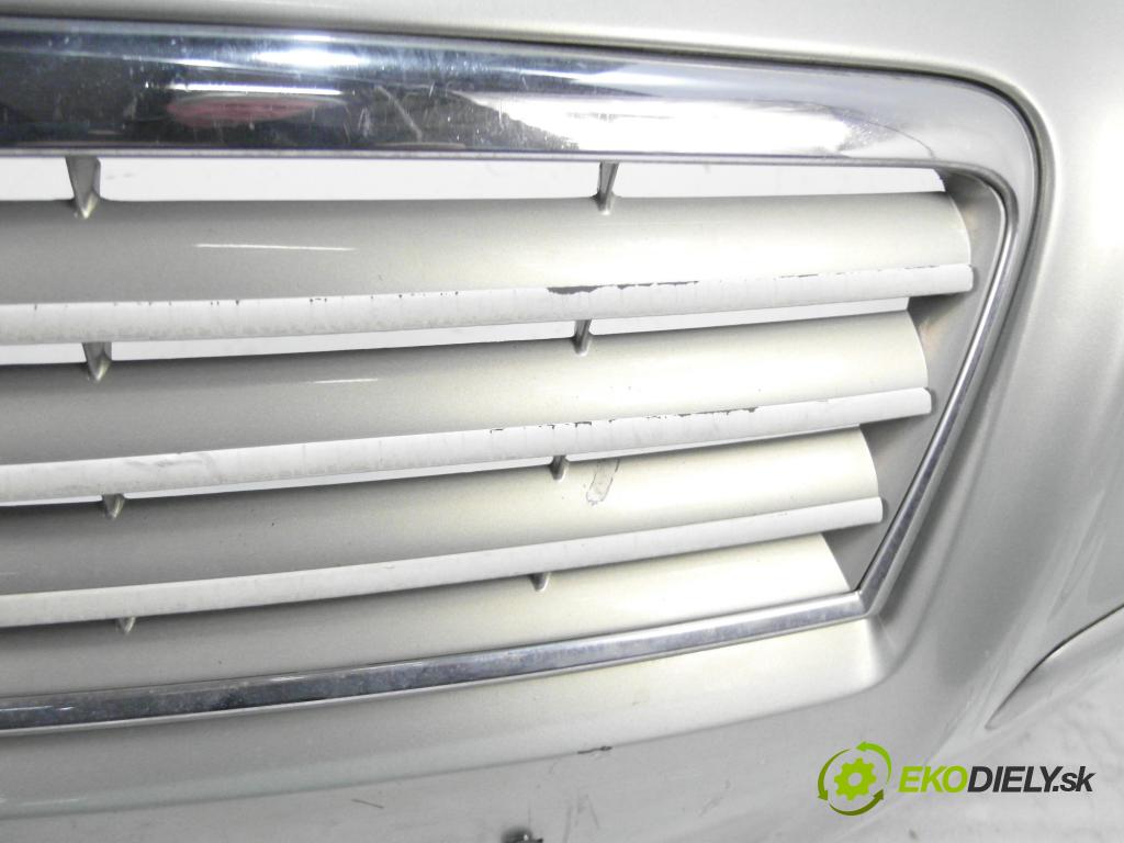 TOYOTA AVENSIS Kombi (_T25_) KOMBI 2005 120,00 2.4 (AZT251_) - 2AZ-FSE 2362,00 Nárazník predný