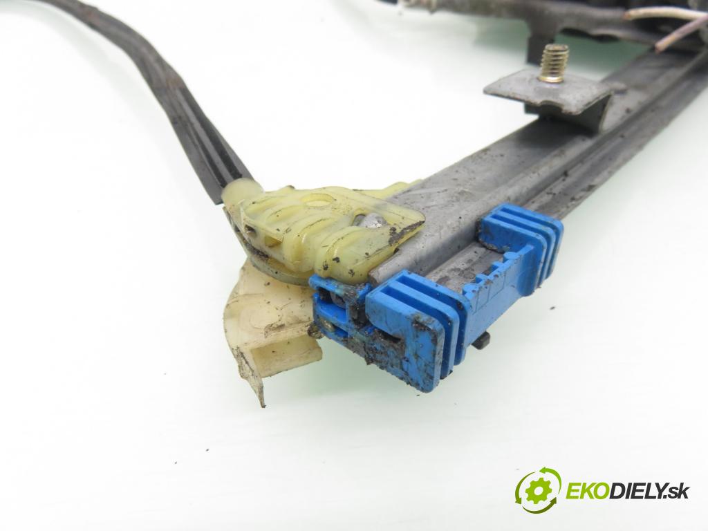 RENAULT LAGUNA II Grandtour (KG0/1_) KOMBI 2006 88,00 1.9 dCi (KG0G) - F9Q 670 1870,00 mechanismus oken PPE 114808 ; 114810