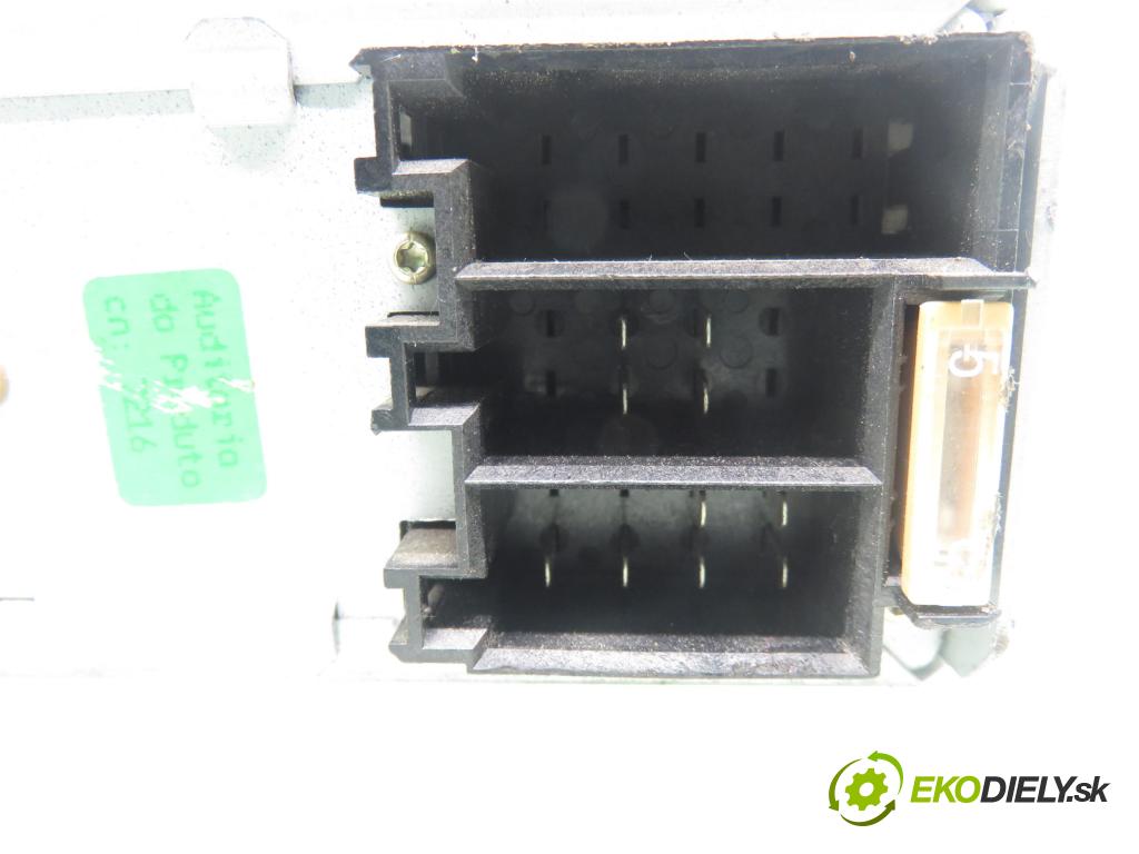 VW PASSAT B5 (3B2) SEDAN 1998 92,00 1.8 20V 125 - ADR 1781,00 RADIO Modul 3B0035152