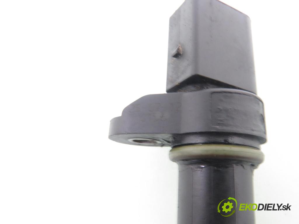 BMW 3 (E46) SEDAN 2003 85,00 316 i - N46 B18 A 1796,00 snímač polohy Vačkového hřídele / kliky klikového