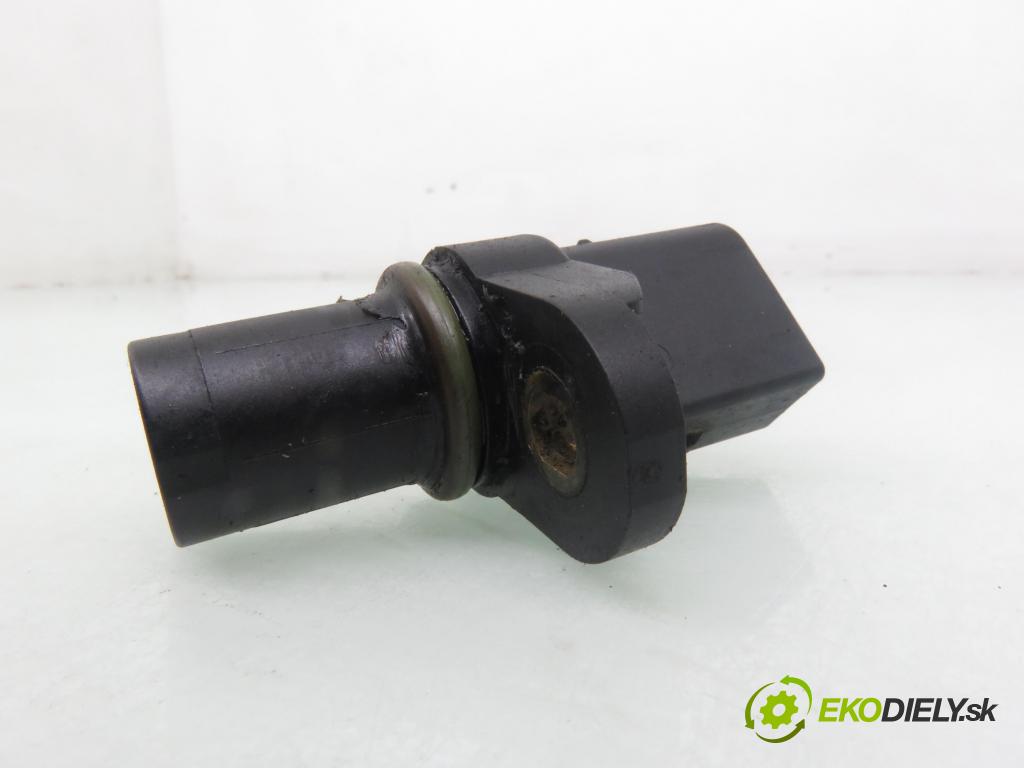 BMW 3 (E46) SEDAN 2003 85,00 316 i - N46 B18 A 1796,00 snímač polohy Vačkového hřídele / kliky klikového