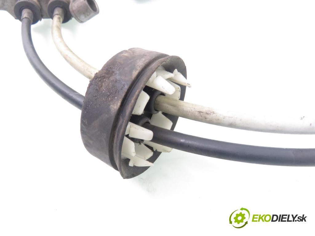 OPEL ZAFIRA A Nadwozie Wielkopojemne (MPV) (T98)  MINIVAN 2000 60,00 2.0 DI 16V - X 20 DTL 1995,00 ZVEDÁK: 