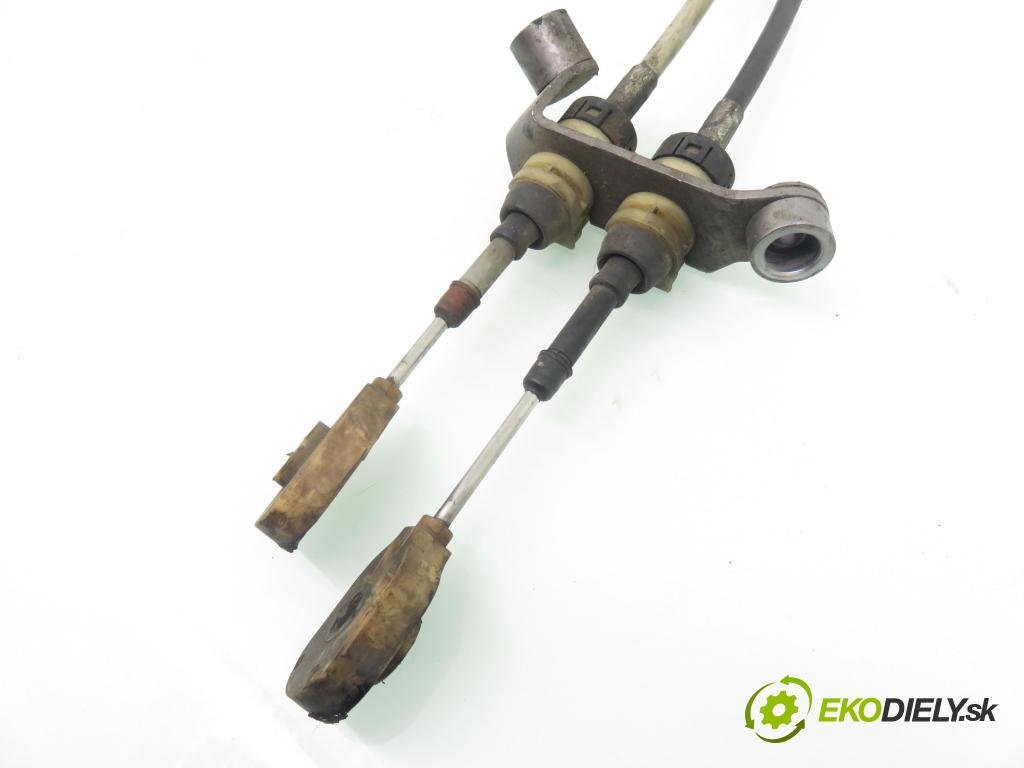 OPEL ZAFIRA A Nadwozie Wielkopojemne (MPV) (T98)  MINIVAN 2000 60,00 2.0 DI 16V - X 20 DTL 1995,00 ZVEDÁK: