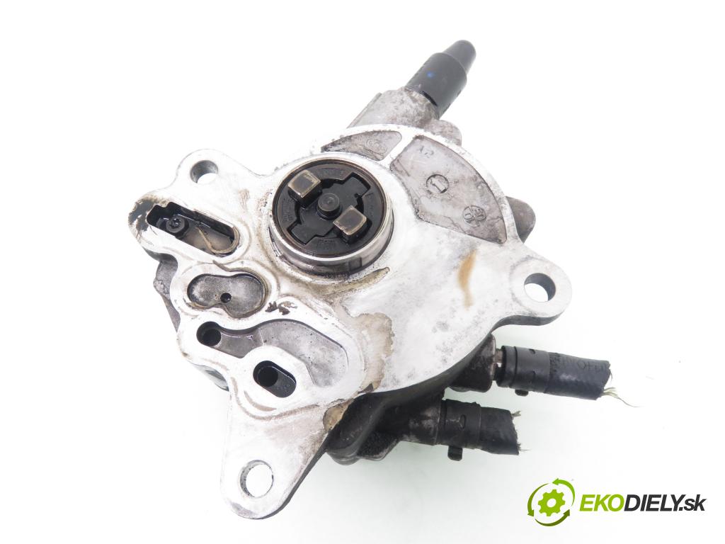 VW GOLF V (1K1) HB 2004 103,00 2.0 TDI 16V - BKD 1968,00 Pumpa vákuová 03G145209