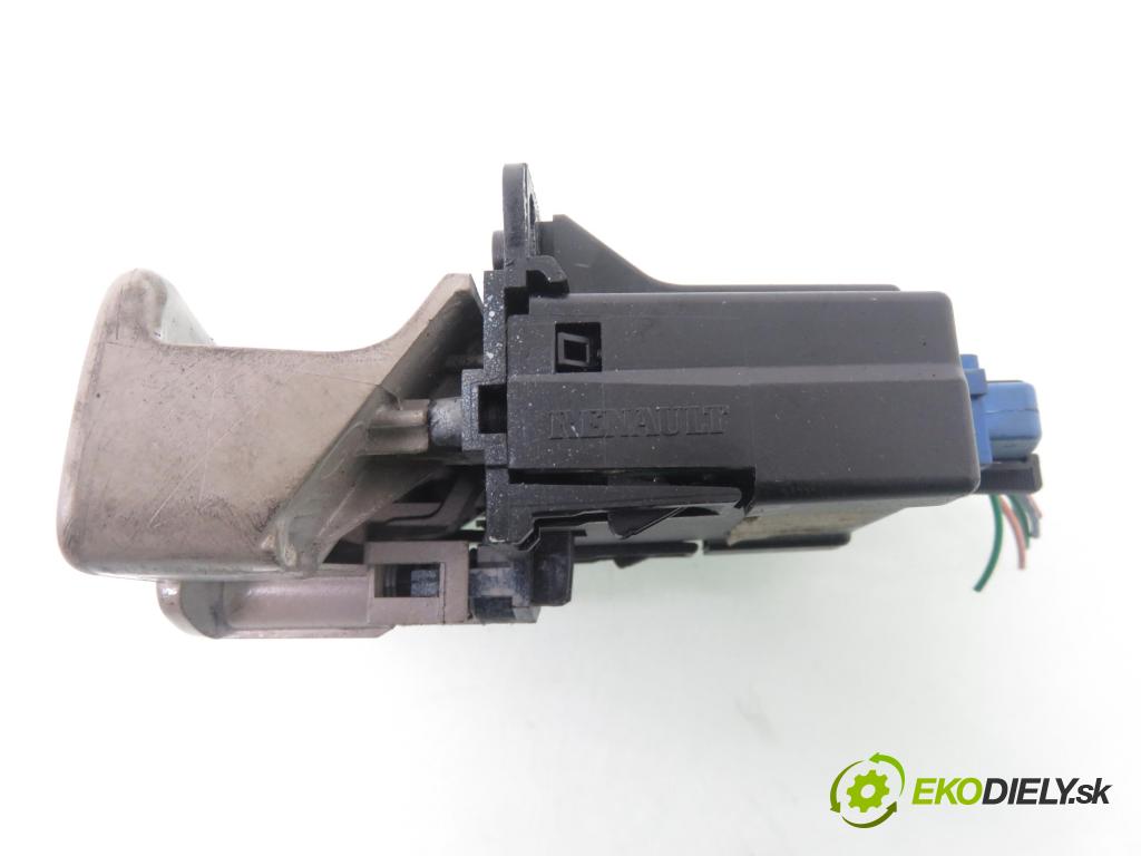 RENAULT VEL SATIS (BJ0_) HB 2002 133,00 3.0 dCi (BJ0S) - P9X 715 2958,00 vypínač brzdy MANUÁLNY: