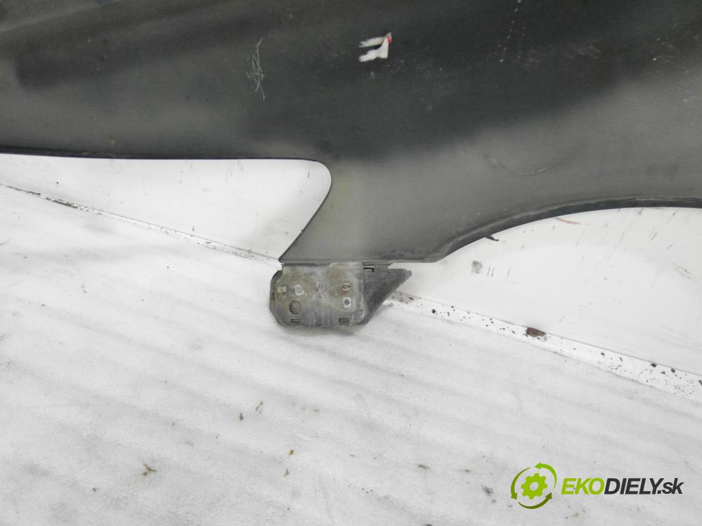 VOLVO V50 (MW) KOMBI 2005 100,00 2.0 D 136 - D 4204 T (PSA) 1997,00 blatník PP