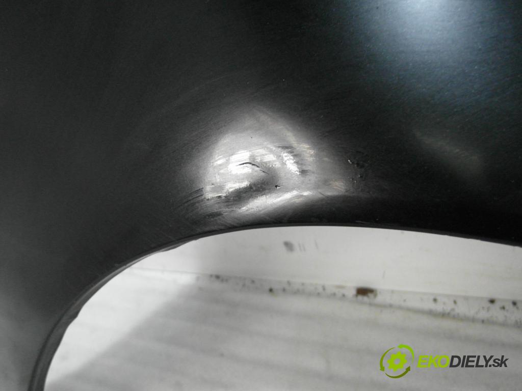 VOLVO S40 II (MS) SEDAN 2004 100,00 2.0 D - D 4204 T 1997,00 blatník PP