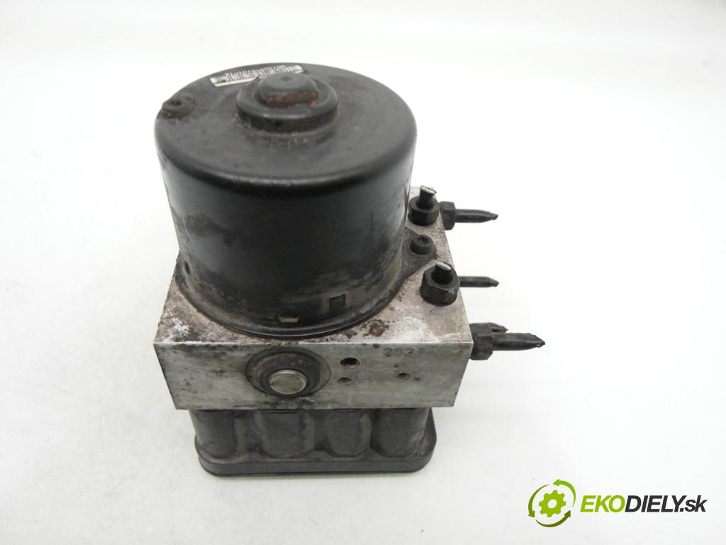 AUDI A3 (8L1) HB 2001 66,00 1.9 TDI 90 - ALH 1896,00 pumpa ABS 1C0907379E ; 10096003133 ; 1J0614517E (Pumpa ABS)