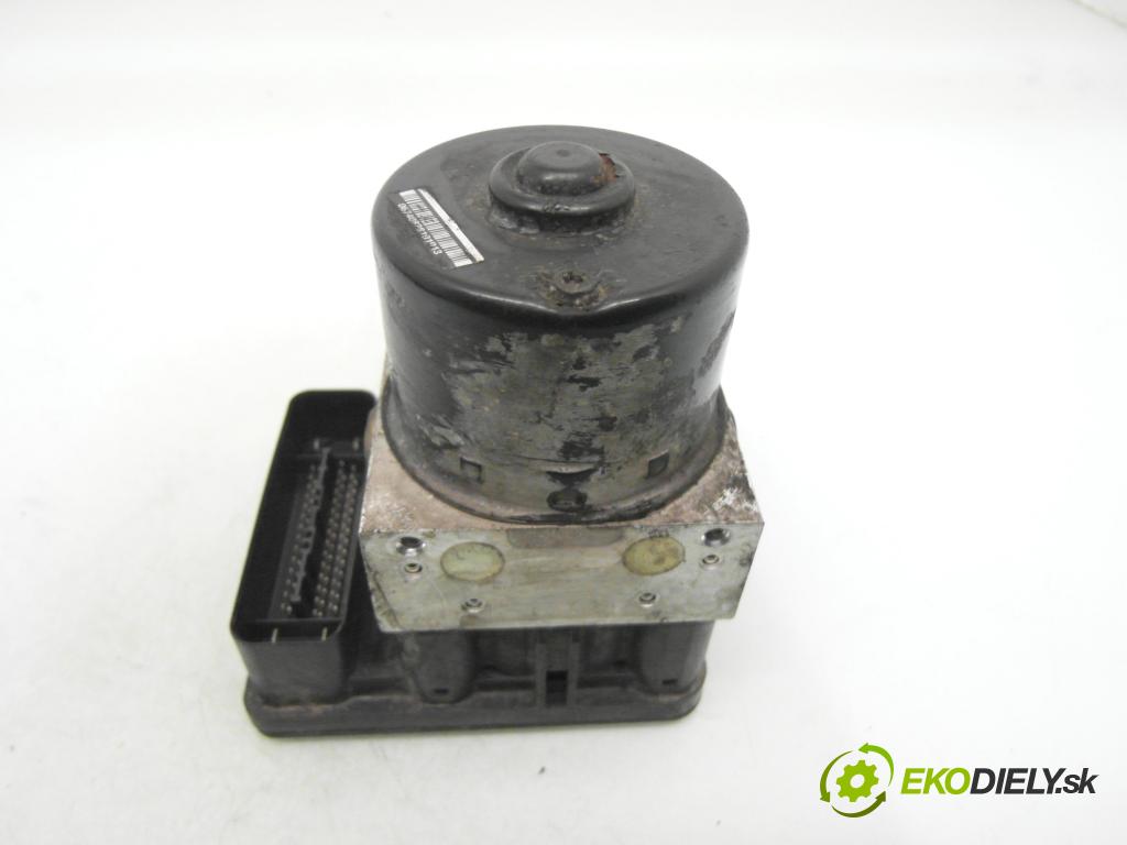 AUDI A3 (8L1) HB 2001 66,00 1.9 TDI 90 - ALH 1896,00 pumpa ABS 1C0907379E ; 10096003133 ; 1J0614517E (Pumpa ABS)
