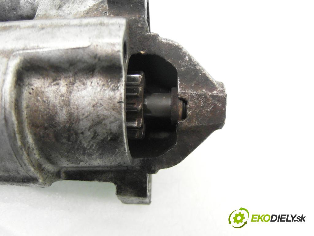 RENAULT CLIO II (BB_, CB_) HB 2002 48,00 1.5 dCi 65 - K9K 704 1461,00 startér 8200227092 ; M000791581 (Startér)