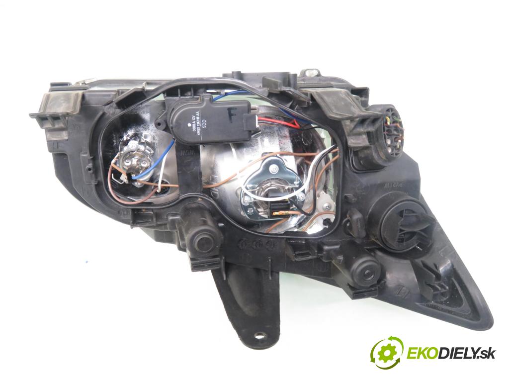 FORD FOCUS II Turnier (DA_, FFS, DS) KOMBI 2005 74,00 1.6 - HWDA 1596,00 Svetlo LP