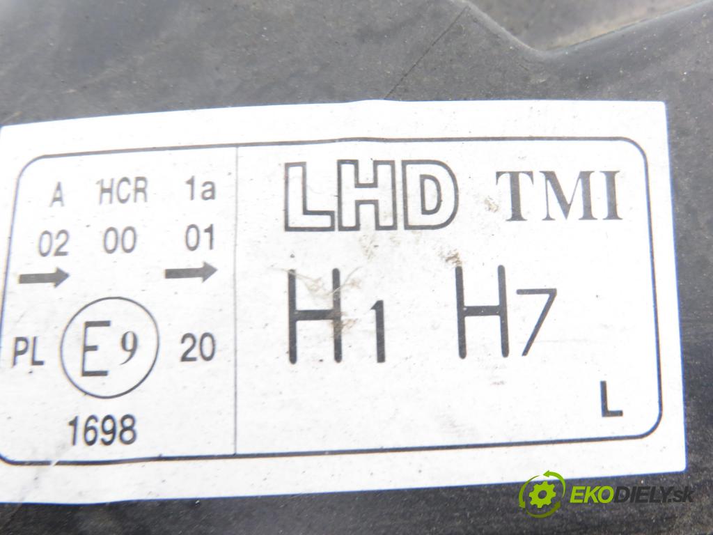 FORD FOCUS II Turnier (DA_, FFS, DS) KOMBI 2005 74,00 1.6 - HWDA 1596,00 Svetlo LP