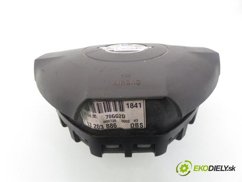 OPEL SIGNUM HB 2005 110,00 1.9 CDTI 150 1910,00 volant 13208855 ; 13208858 ; 13203886 (Volant)