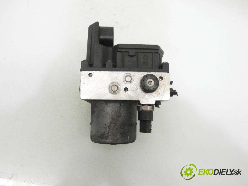 VW PASSAT B5 (3B2) SEDAN 1998 92,00 1.8 - ADR 1781,00 Pumpa ABS 0265950055 ; 4B0614517G ; 0265225124 (Pumpa ABS)
