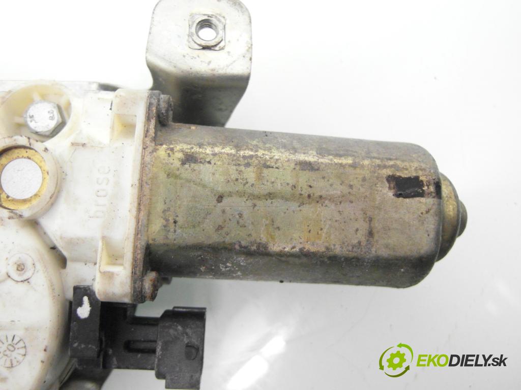 SAAB 9-3 (YS3F) SEDAN 2003 92,00 2.2 TiD - D223L 2171,00 Mechanizmus okien