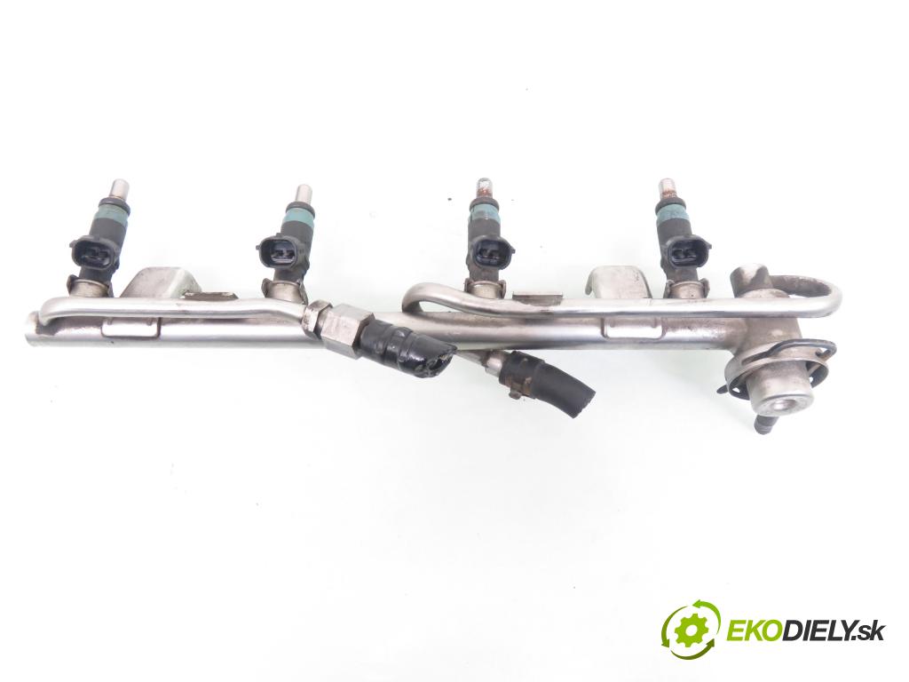 AUDI A4 Avant (8E5, B6) KOMBI 2002 96,00 2 - ALT 1984,00 lišta vstřikovací 06B133551K ; 0280160575 (Vstřikovací lišta)