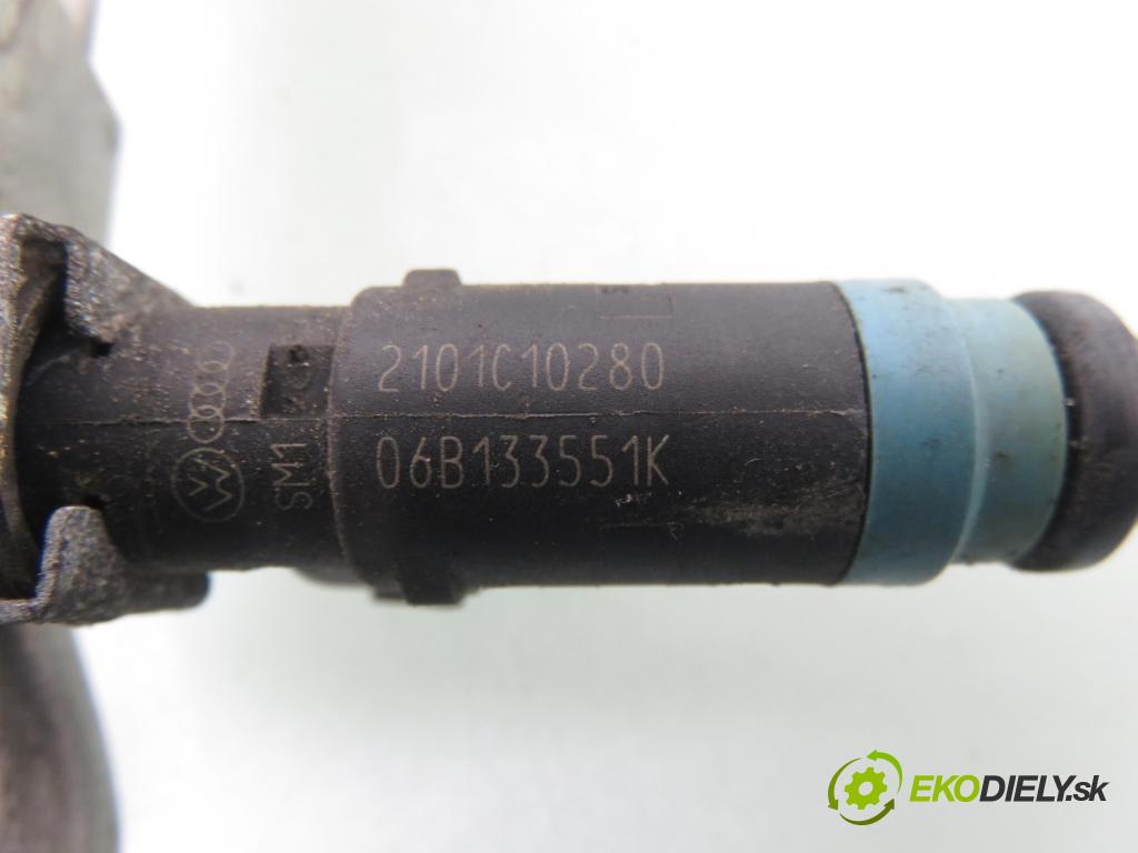 AUDI A4 Avant (8E5, B6) KOMBI 2002 96,00 2 - ALT 1984,00 lišta vstřikovací 06B133551K ; 0280160575 (Vstřikovací lišta)