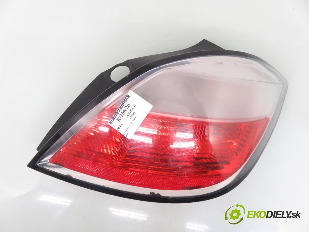 OPEL ASTRA H (A04) HB 2004 74,00 1.7 CDTI 100 - Z 17 DTH 1686,00 světlo pravé zadní 24451837 ; 00865302