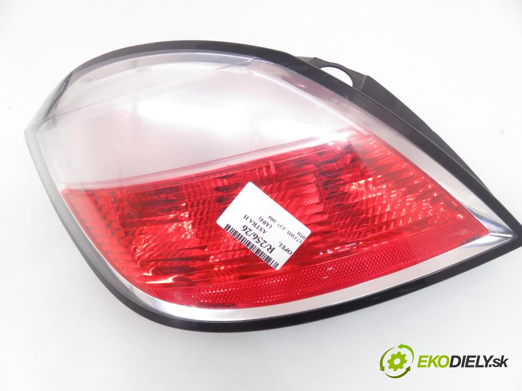 OPEL ASTRA H (A04) HB 2004 74,00 1.7 CDTI 100 - Z 17 DTH 1686,00 světlo levé zadní 24451835 ; 00865301