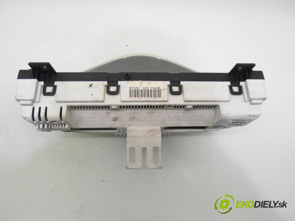 MERCEDES-BENZ KLASA A (W168) HB 1998 66,00 1.7 CDI 90 1689,00 Prístrojovka elektrický A1685407611 ; 09055689901