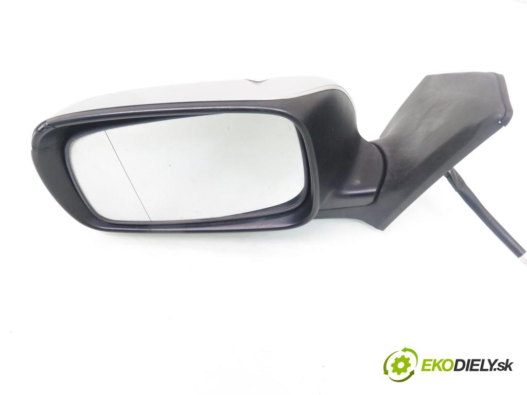 TOYOTA AVENSIS Kombi (_T25_) KOMBI 2005 120,00 2.4 (AZT251_) - 2AZ-FSE 2362,00 zpětné zrcátko LE