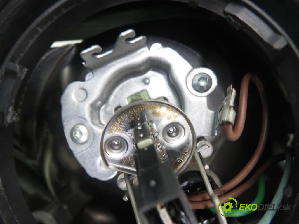 OPEL MERIVA A nadwozie wielkoprzestrzenne (MPV) (X03) MINIVAN 2003 64,00 1.6 - Z 16 SE 1598,00 Svetlo LP 93321052