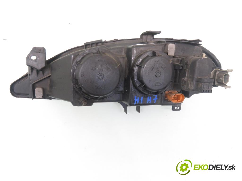 RENAULT MEGANE I (BA0/1_) LIFTBACK 1999 79,00 1.6 16V 107 - K4M 708 1598,00 Svetlo PP 087462