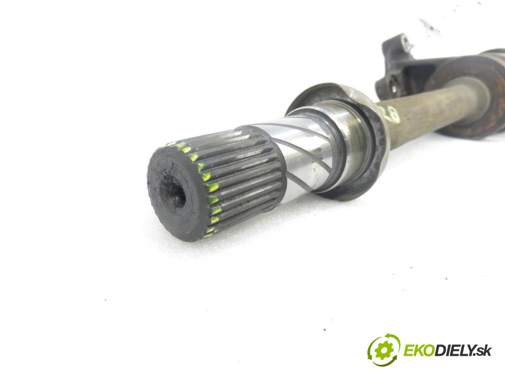 MAZDA 626 V (GF) SEDAN 1997 85,00 2 - FS 1991,00 poloos PP 