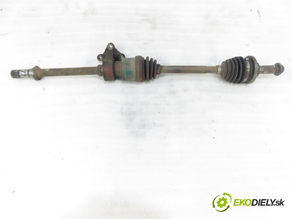 MAZDA 626 V (GF) SEDAN 1997 85,00 2 - FS 1991,00 Poloos PP