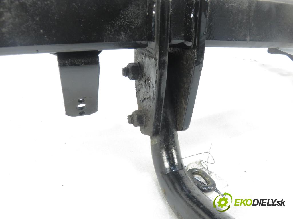 CITROEN C5 I Break (DE_) KOMBI 2003 85,00 1.8 16V (DE6FZB, DE6FZE) - 6FZ (EW7J4) 1749,00 Hák