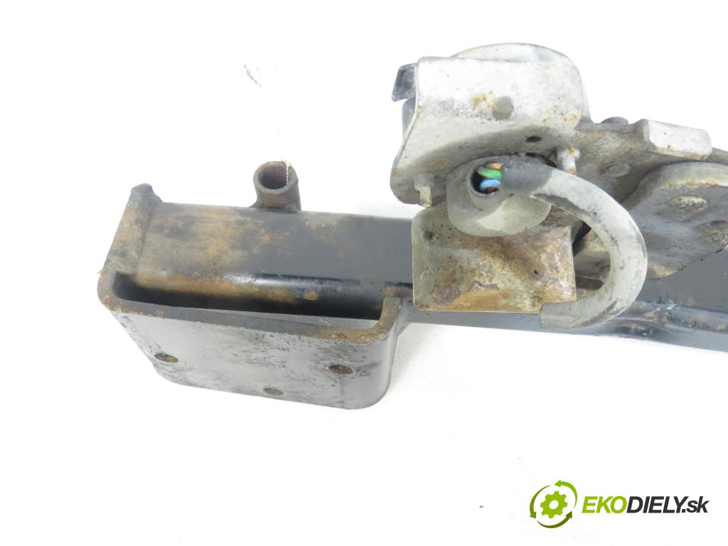 BMW 3 (E46) SEDAN 1999 100,00 320 d 136 - M47 D20 (204D1) 1951,00 Hák