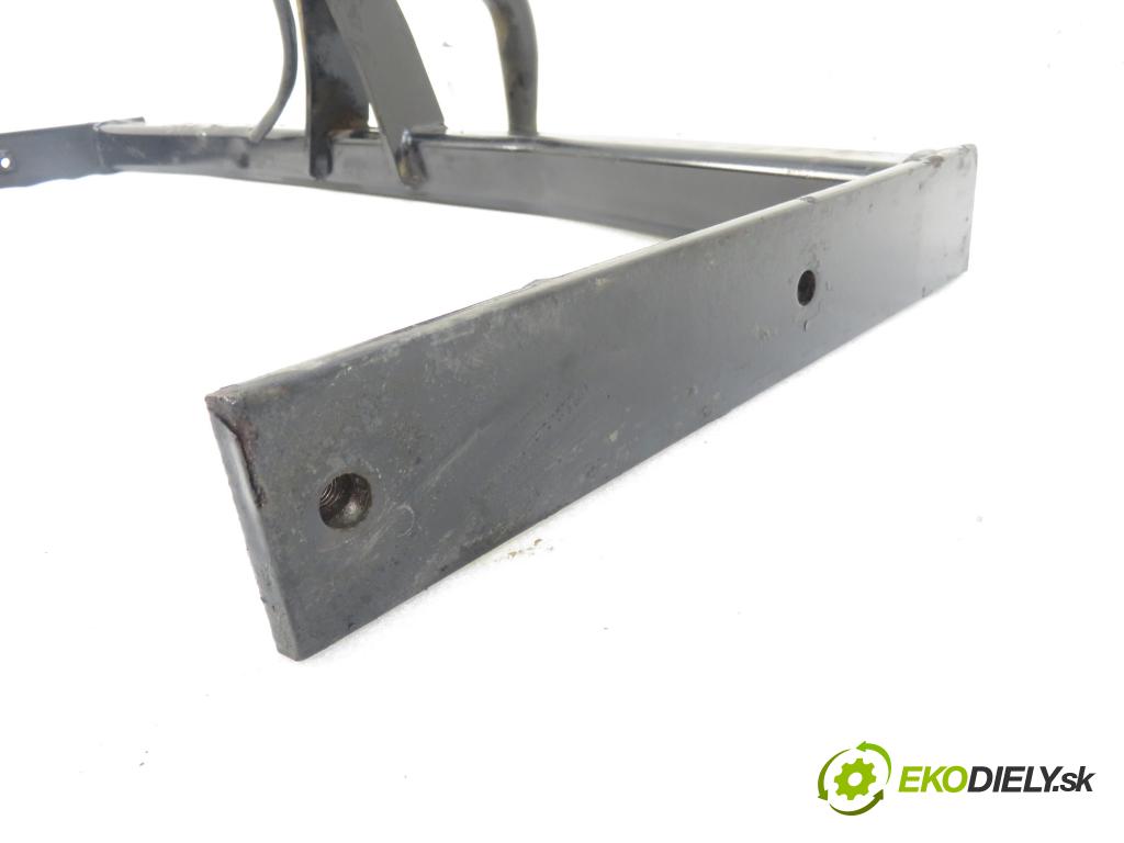 VW POLO (9N_) HB 2001 47,00 1.2 12V 64 - AZQ 1198,00 Hák