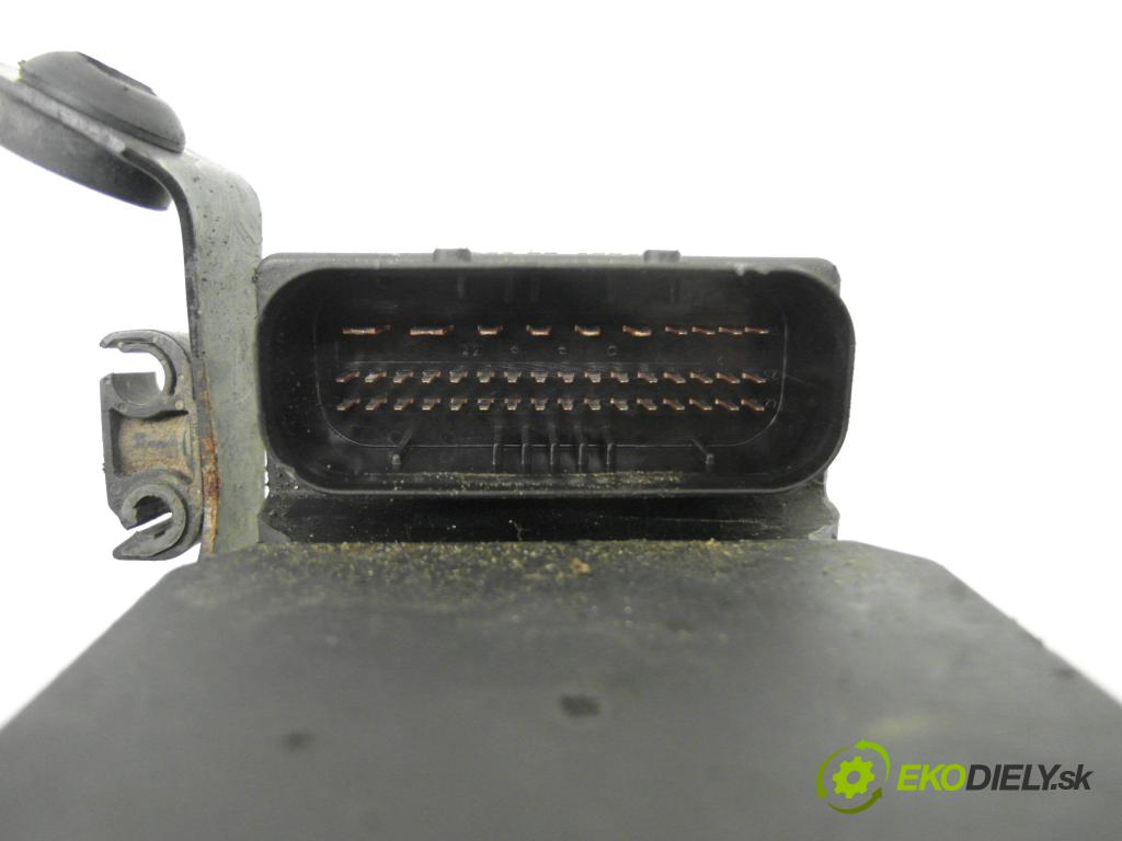 SEAT IBIZA III (6L1) HB 2003 55,00 1.4 16V - BBY 1390,00 Pumpa ABS 0265950073 (Pumpa ABS)