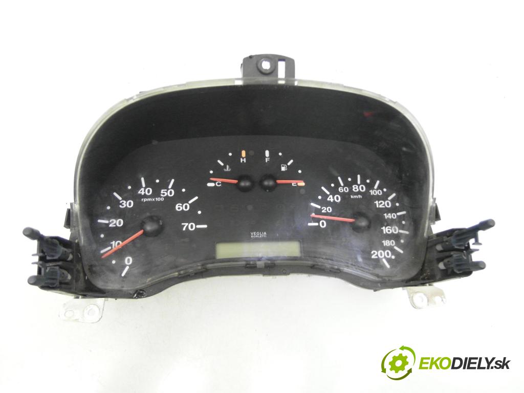 FIAT DOBLO Cargo (223_) KOMBIVAN 2002 74,00 1.9 JTD 100 - 182 B9.000 1910,00 prístrojovka elektrický 46817749