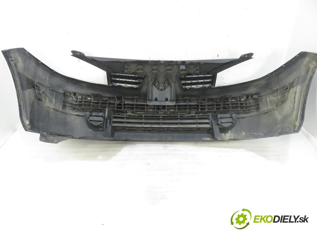 RENAULT MEGANE II sedan (LM0/1_) SEDAN 2006 82,00 1.6 - K4M 812 1598,00 Nárazník predný