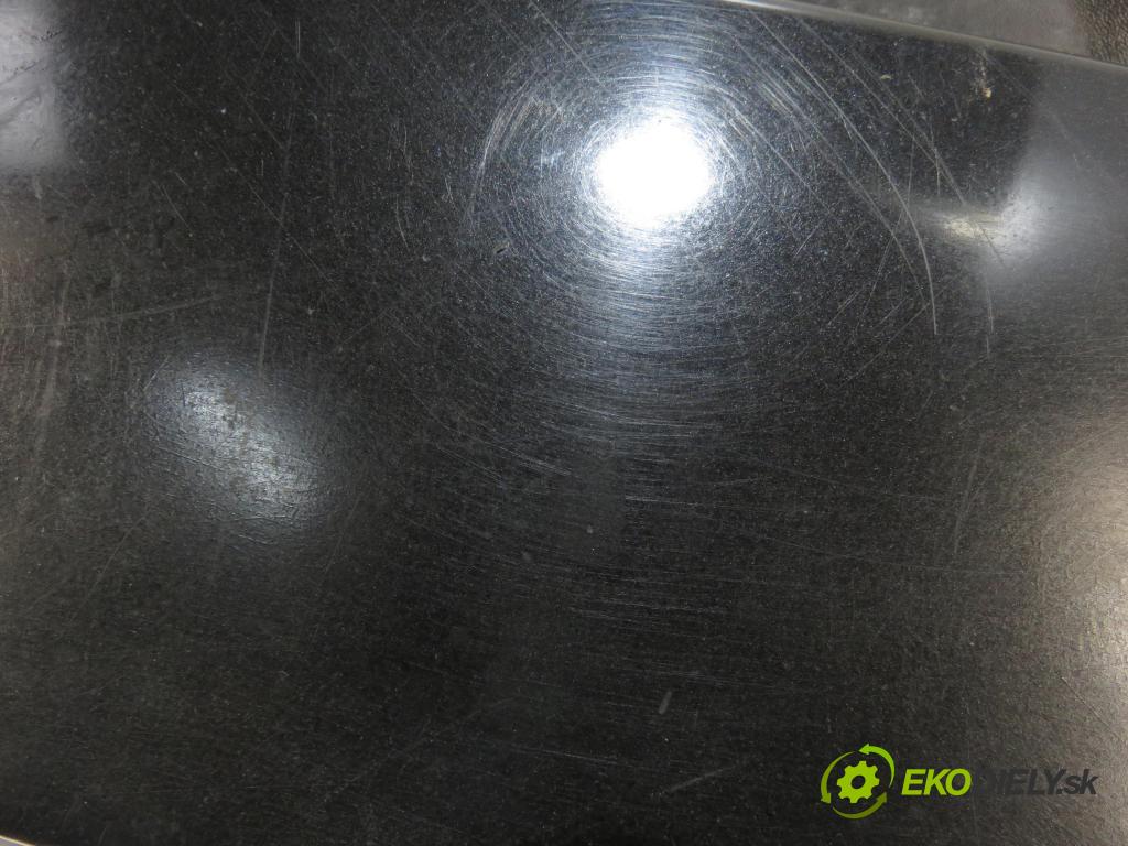 RENAULT MEGANE II sedan (LM0/1_) SEDAN 2006 82,00 1.6 - K4M 812 1598,00 Nárazník predný