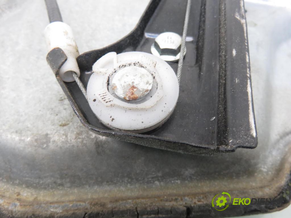 VW BORA (1J2) SEDAN 1999 66,00 1.9 TDI 90 - ALH 1896,00 Mechanizmus okien 1J4837729E ; 1J1959801A