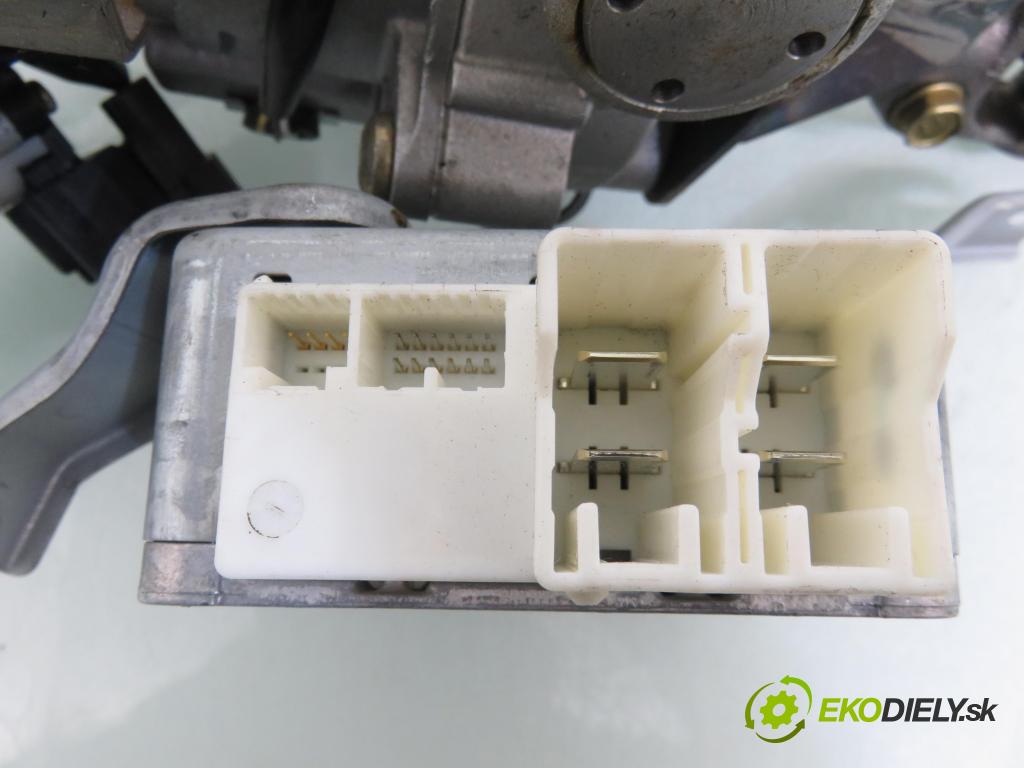 TOYOTA YARIS (_P1_) HB 2005 64,00 1.3 VVTi 87 - 2SZ-FE 1298,00 serv/podporovanie elektrické 6900000792 ; 452000D032 ; 896500D030