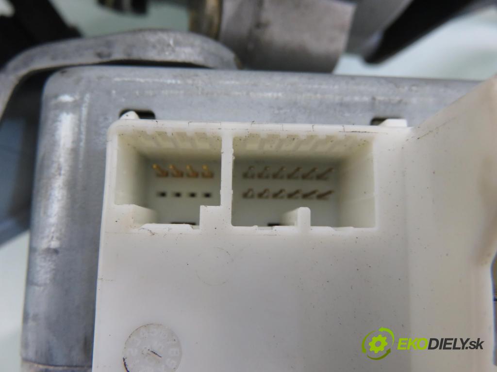 TOYOTA YARIS (_P1_) HB 2005 64,00 1.3 VVTi 87 - 2SZ-FE 1298,00 serv/podporovanie elektrické 6900000792 ; 452000D032 ; 896500D030