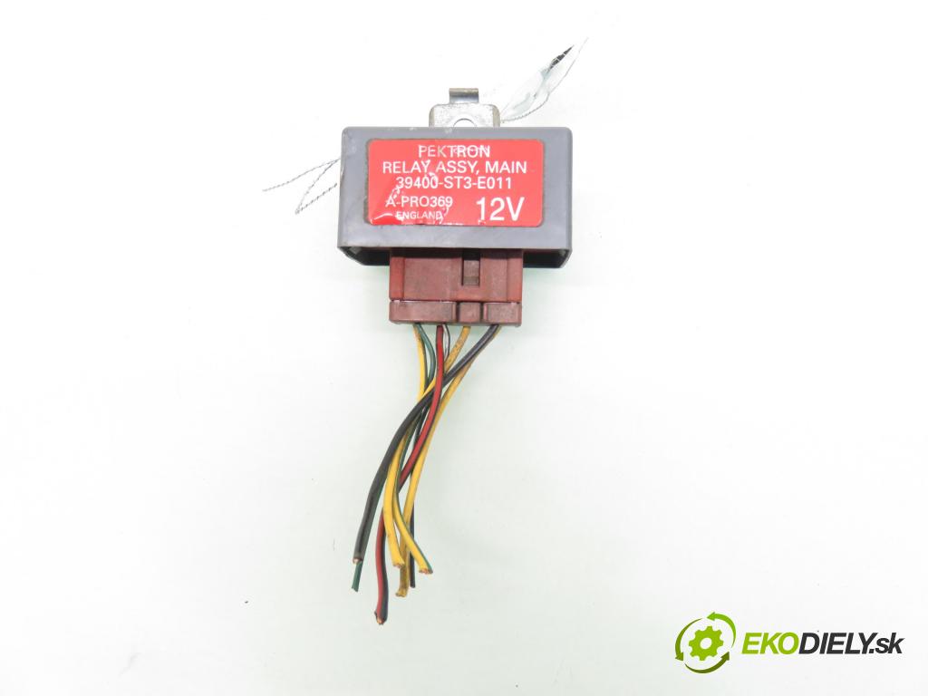 HONDA CIVIC VI Hatchback (EJ, EK) HB 2000 66,00 1.4 i S (EJ9) - D14A4 1396,00 RELÉ: motorčeka paliva 39400ST3E011