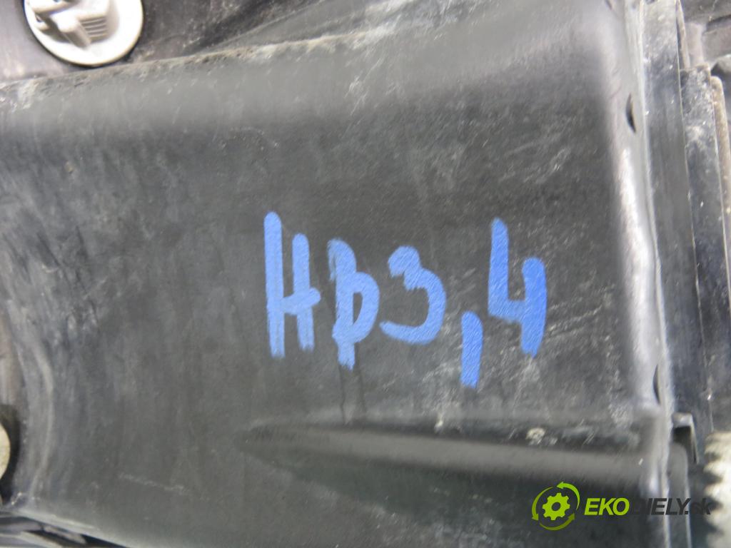 TOYOTA AVENSIS VERSO (_M2_) MINIVAN 2004 85,00 2.0 D (CLM20_) - 1CD-FTV 1995,00 Svetlo LP