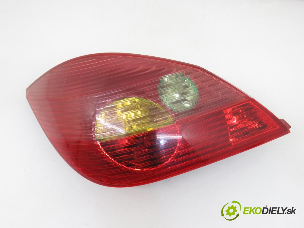 OPEL TIGRA TwinTop (X04) CABRIO 2005 66,00 1.4 - Z 14 XEP 1364,00 Svetlo ľavé zadné 