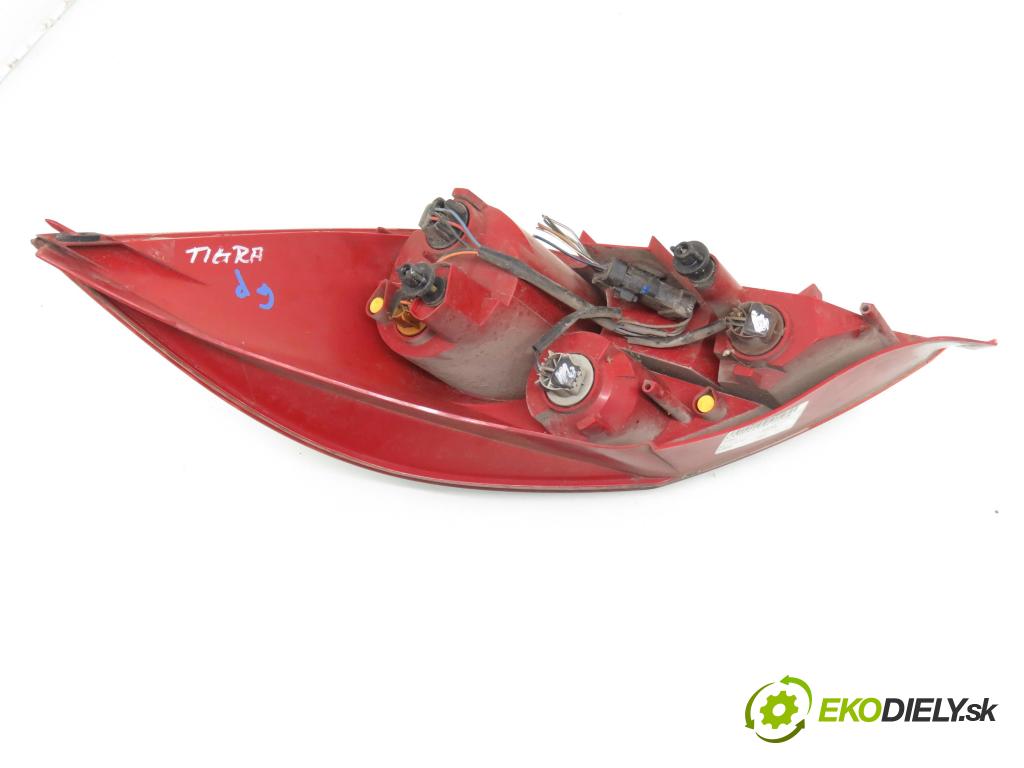 OPEL TIGRA TwinTop (X04) CABRIO 2005 66,00 1.4 - Z 14 XEP 1364,00 Svetlo ľavé zadné