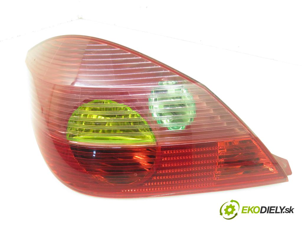 OPEL TIGRA TwinTop (X04) CABRIO 2005 66,00 1.4 - Z 14 XEP 1364,00 Svetlo ľavé zadné