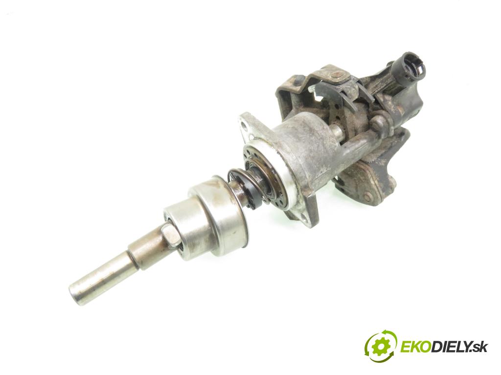 SKODA OCTAVIA I (1U2) SEDAN 1997 66,00 1.9 TDI 90- AGR 1896,00 Kulisa prevodovky 1J0711188C