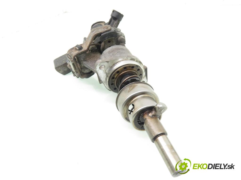 SKODA OCTAVIA I (1U2) SEDAN 1997 66,00 1.9 TDI 90- AGR 1896,00 Kulisa prevodovky 1J0711188C