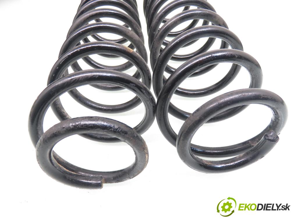 SKODA FABIA I SEDAN (6Y3) SEDAN 2005 47,00 1.2 - AZQ 1198,00 Pružina ZADNÍ: 