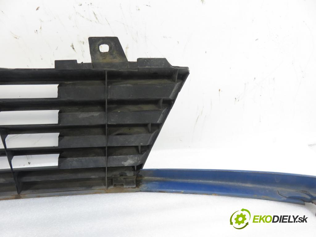 MERCEDES-BENZ VITO Skrzynia (638) VAN 2001 90,00 112 CDI 2.2 (638.094) - OM 611.980 2151,00 Mriežka / maska A6388880415