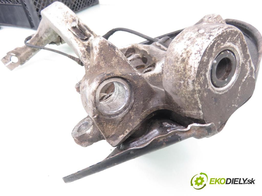 AUDI A4 Avant (8E5, B6) KOMBI 2002 96,00 2 - ALT 1984,00 náboj LP ABS