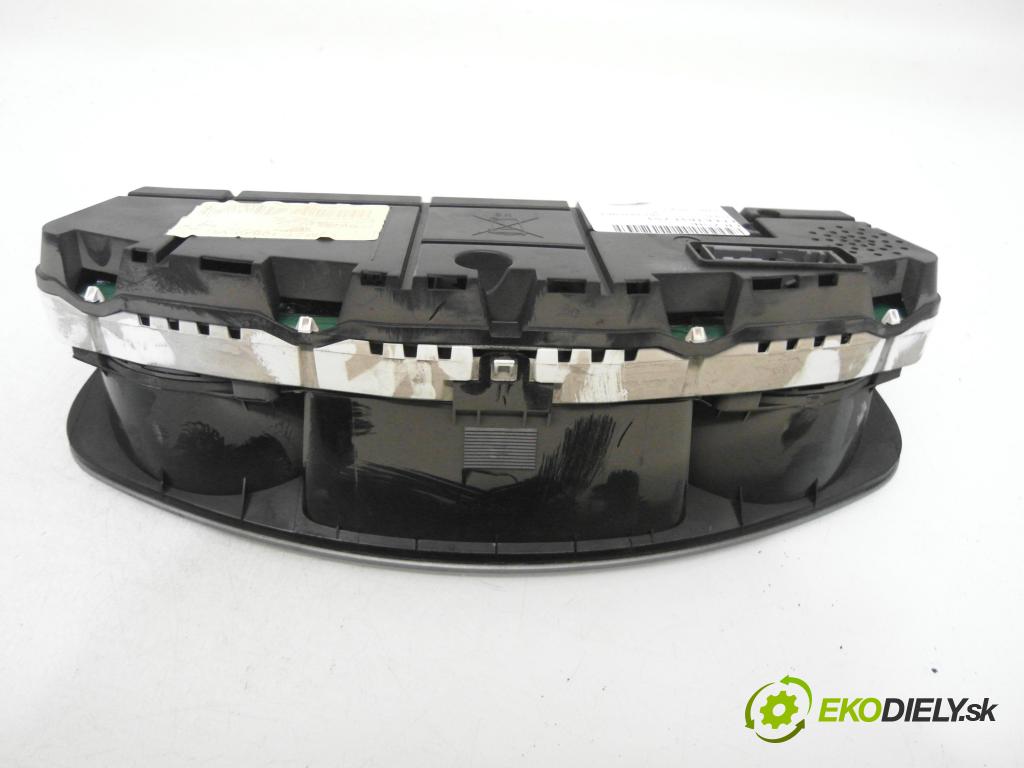 FORD MONDEO IV (BA7) LIFTBACK 2008 92,00 1.8 TDCi - QYBA 1753,00 Prístrojovka elektrický 8M2T10849VC